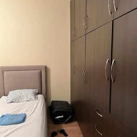 Leo Πρεμετή